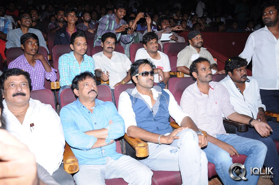 Rowdy-Movie-Promotion-in-Guntur